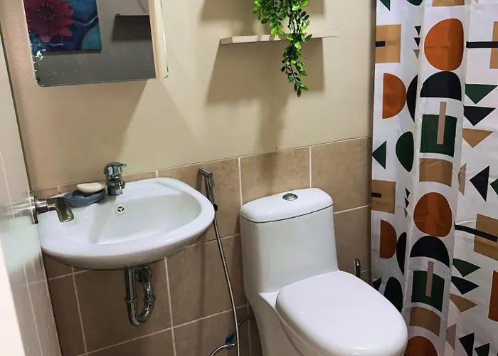 The Celandine Aparthotel Manila